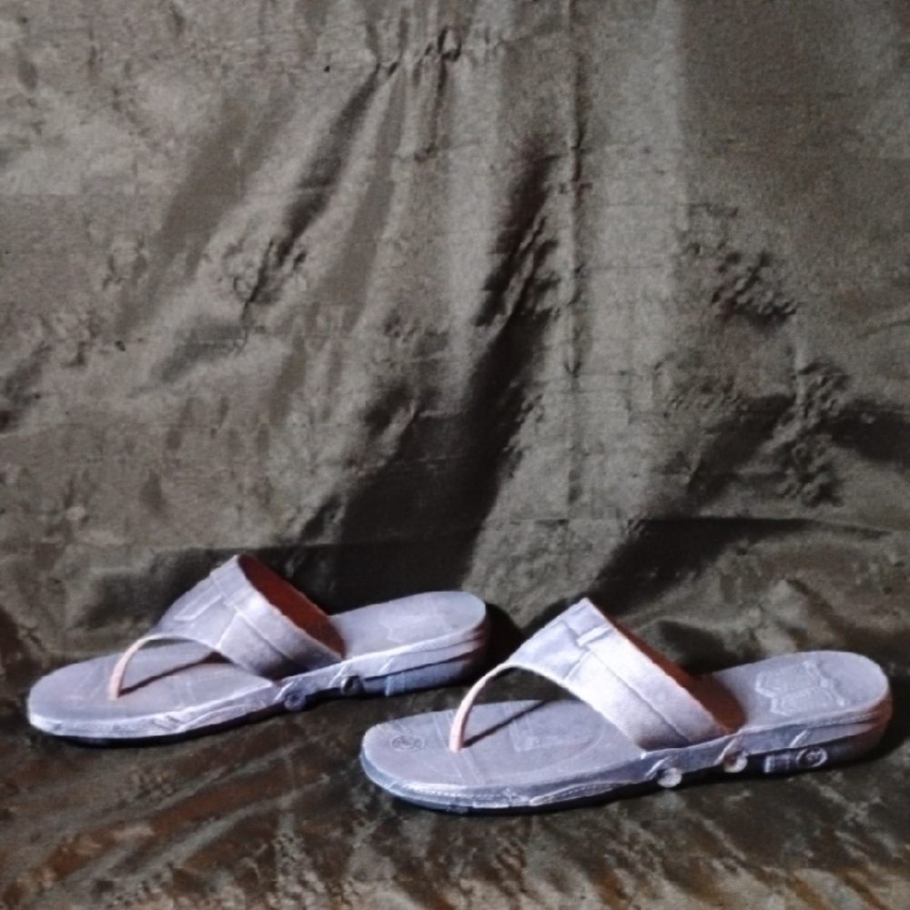 Nwot Blue Flip Flop Sandals Fits Sz 9-9.5